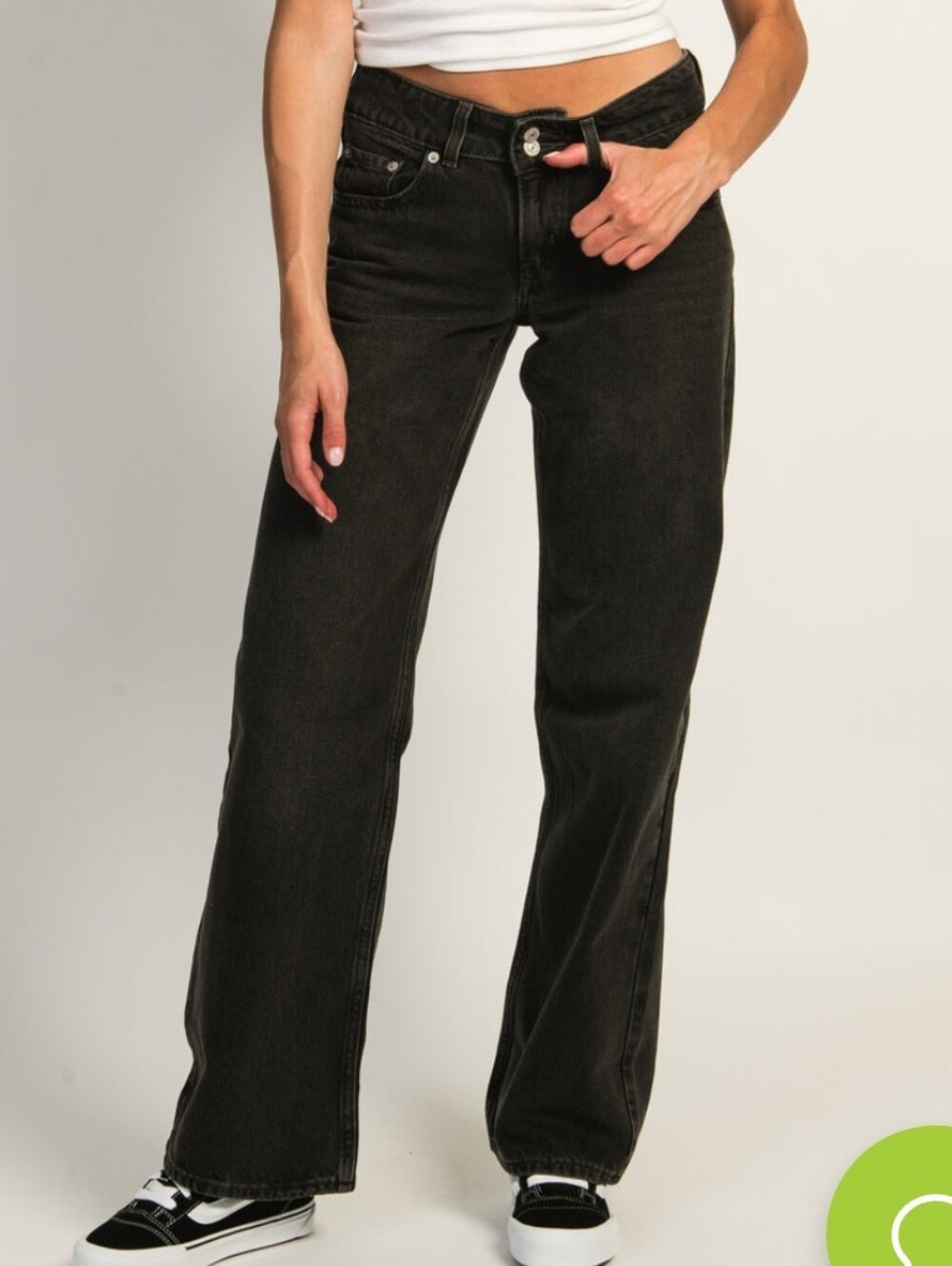 Levis Superlow Black Size 31